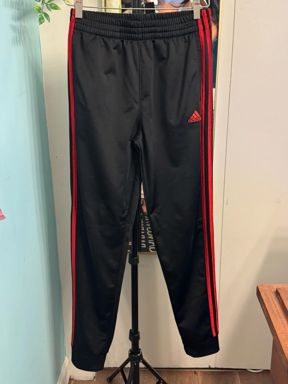 Adidas Youth Boys Track Pants L 14/16 Black Red 3 Stripe Athletic Soccer